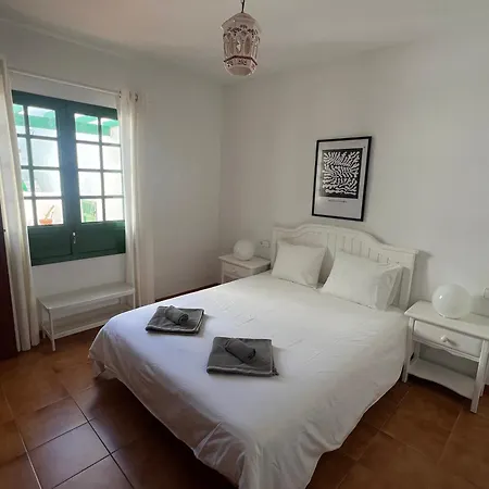 Sonrisa - Spacious Two Bedroom アパート